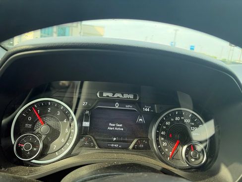 Used 2026 RAM 1500 Express AWD/4WD image 24