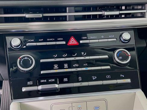 New 2026 Hyundai Santa Fe SE AWD/4WD image 11