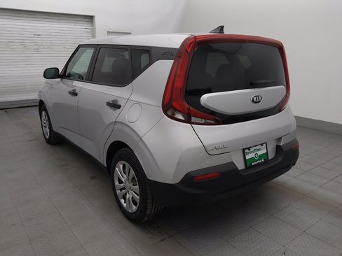 Used 2020 Kia Soul LX FWD image 5