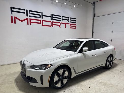 Used 2023 BMW i4 eDrive35 w/ Premium Package image 8
