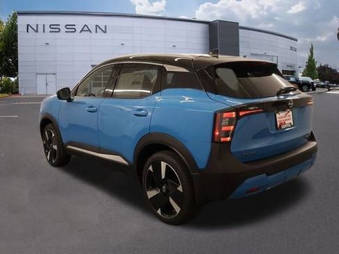 New 2025 Nissan Kicks SR w/ SR Premium Package image 3