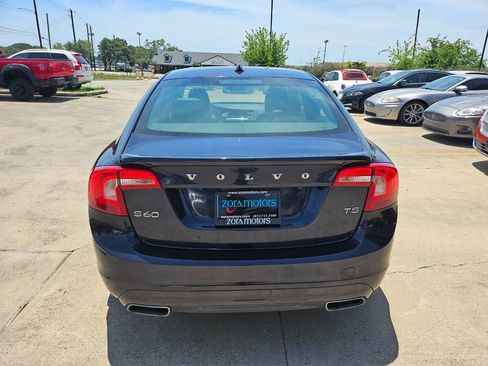 Used 2016 Volvo S60 T5 Premier w/ Convenience Package image 5