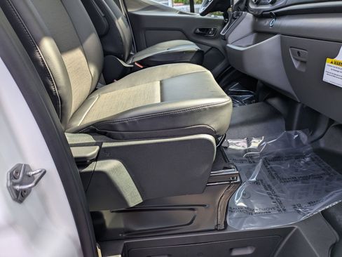 New 2025 Ford Transit 150 Low Roof image 27