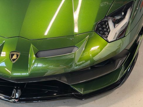 Used 2021 Lamborghini Aventador SVJ AWD/4WD image 43