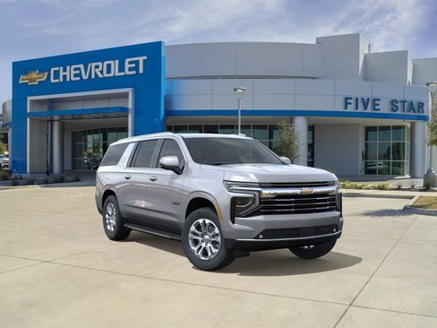 New 2026 Chevrolet Suburban LT w/ Comfort Package RWD image 1