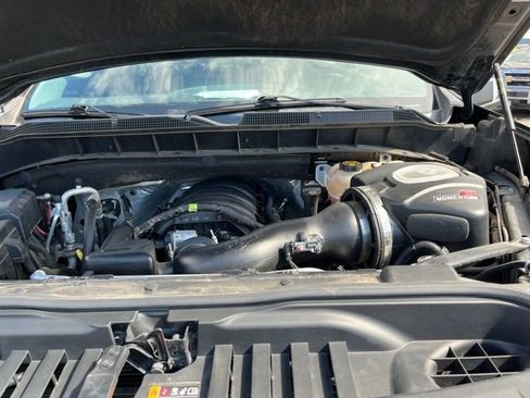 Used 2022 Chevrolet Silverado 1500 LT Trail Boss w/ Safety Package AWD/4WD image 29