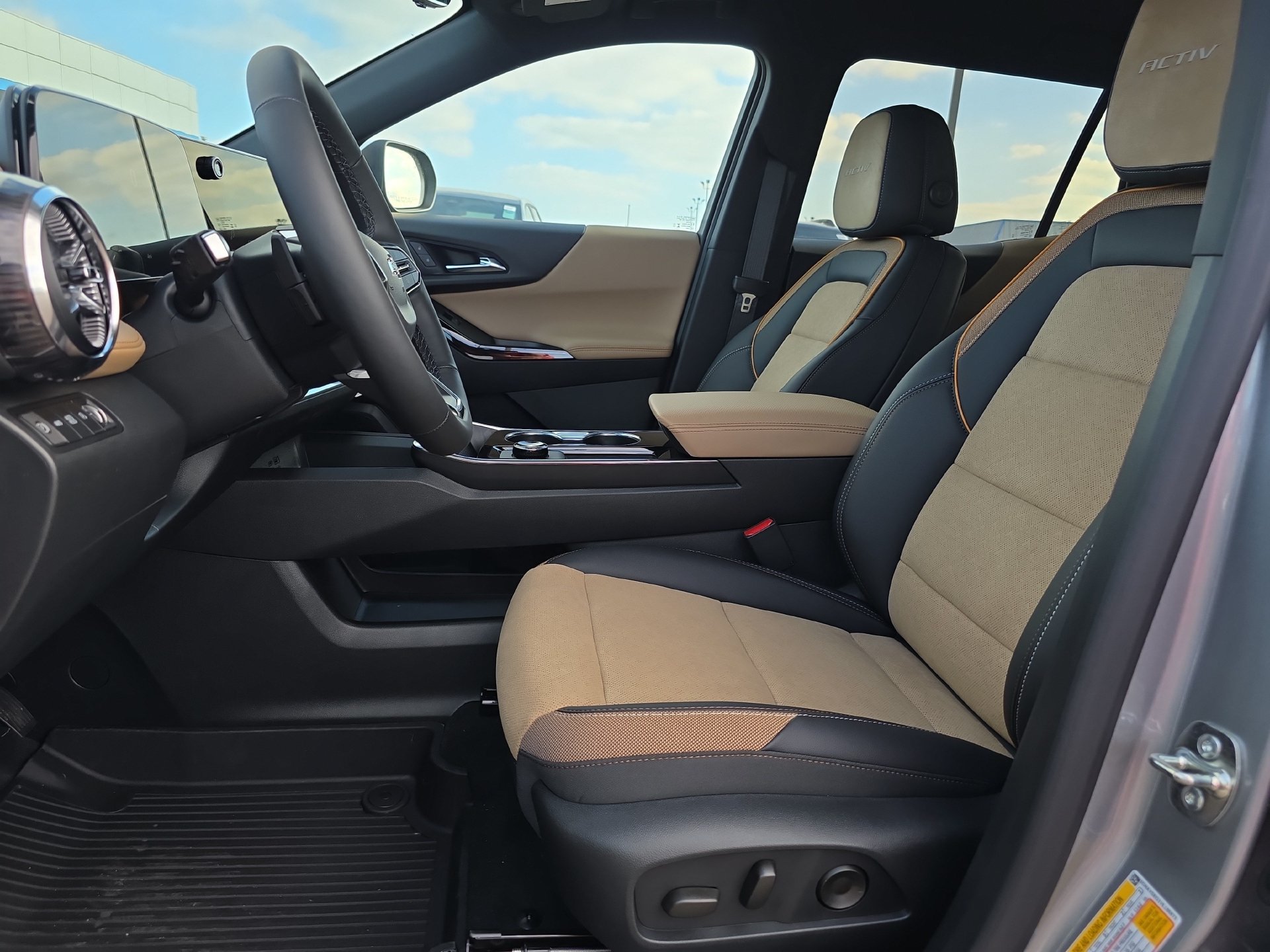 New 2027 Chevrolet Equinox ACTIV w/ Safety and Technology Package AWD/4WD image 6