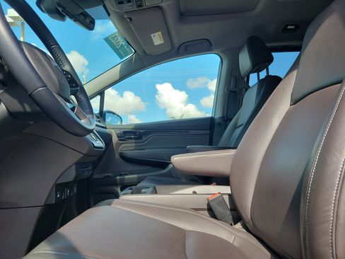 Used 2023 Honda Odyssey Touring image 20