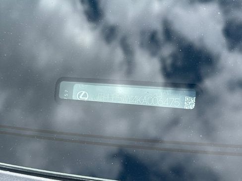 Used 2019 Lexus LC 500 Coupe image 3