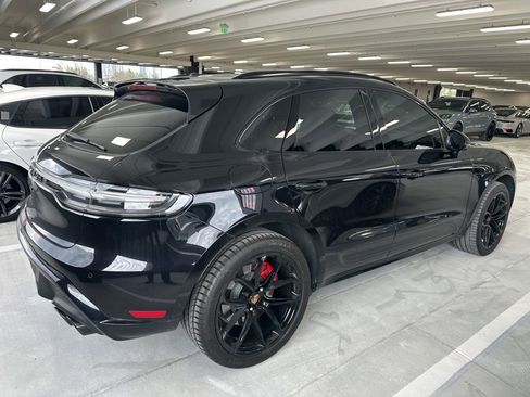 Certified 2023 Porsche Macan GTS AWD/4WD image 3