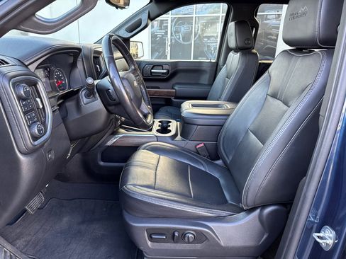 Certified 2021 Chevrolet Silverado 1500 High Country w/ Technology Package image 25