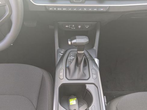 New 2026 Kia K4 FWD image 17