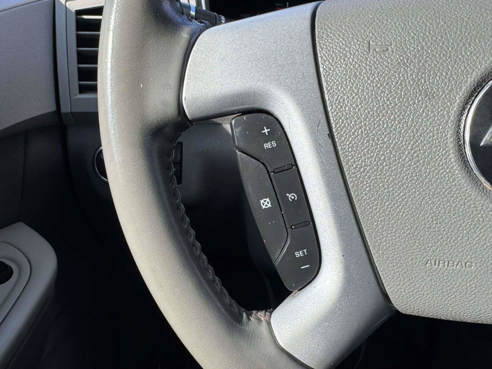 Used 2012 Chevrolet Traverse LS FWD image 24