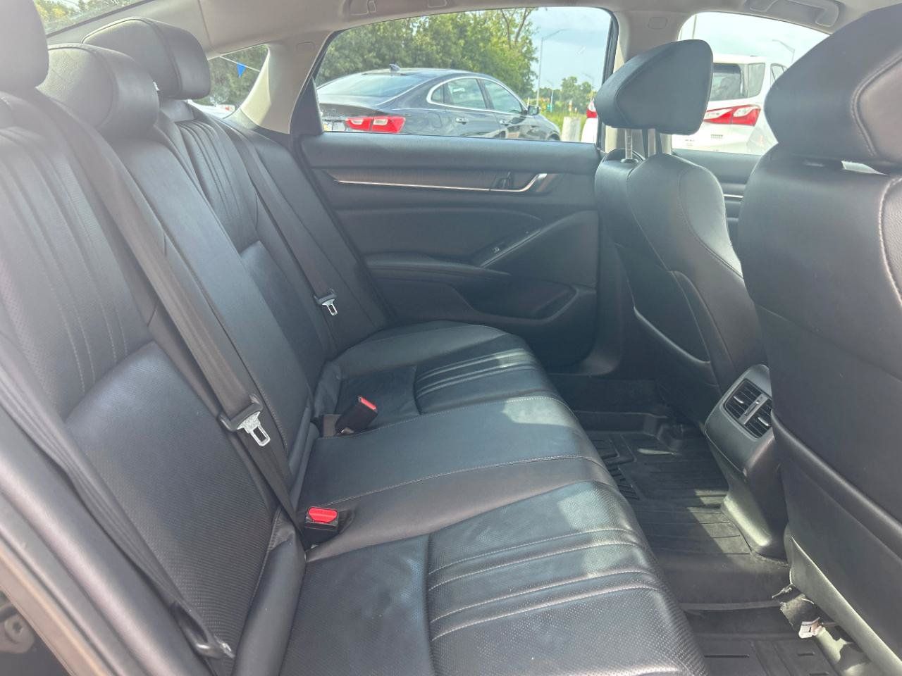 Used 2020 Honda Accord Touring image 24