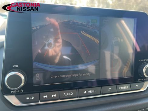 Used 2021 Nissan Rogue SV image 44