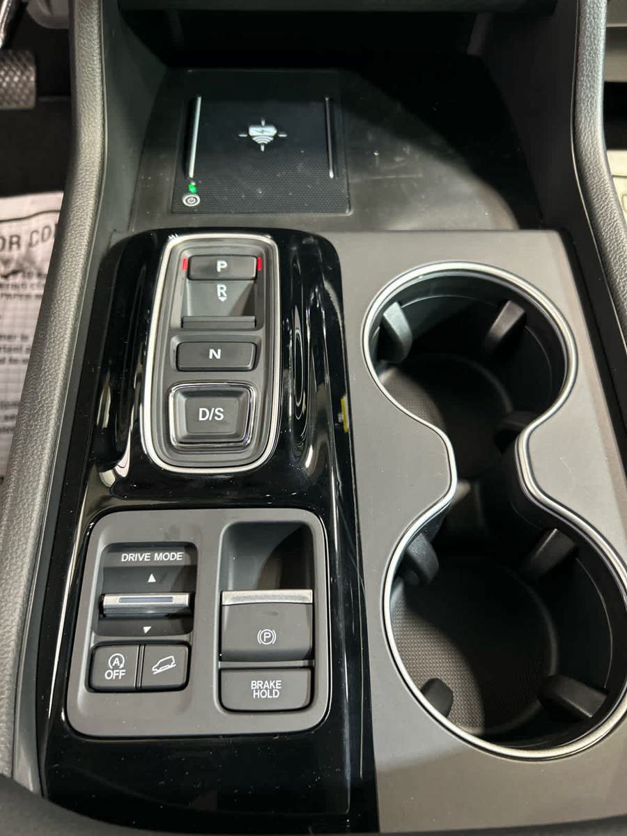 New 2026 Honda Pilot Touring image 9