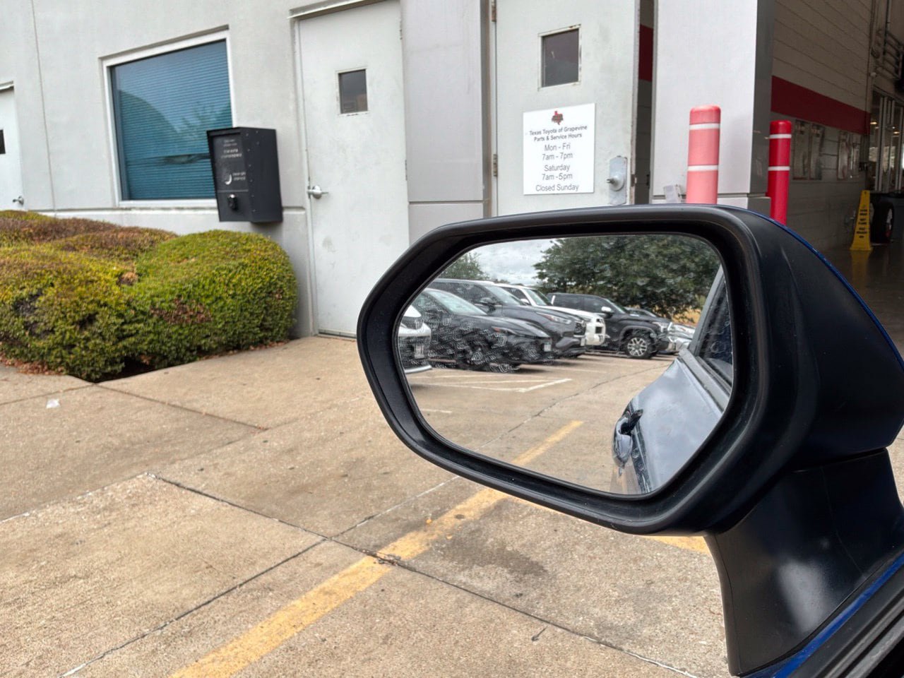 Used 2026 Toyota Camry SE FWD image 20