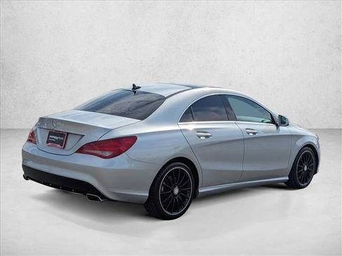 Used 2014 Mercedes-Benz CLA 250 image 5