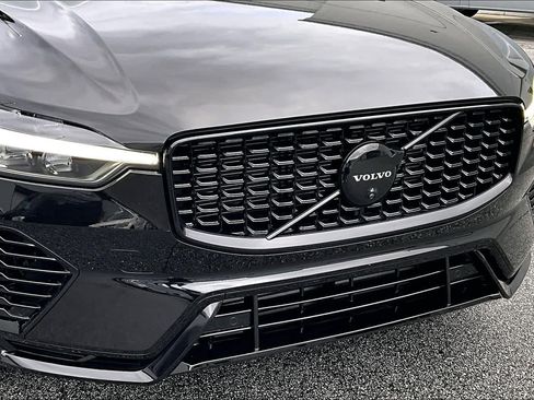 Used 2024 Volvo XC60 T8 Ultimate image 57