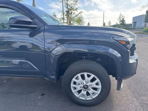 Used 2024 Toyota Tacoma SR image 4