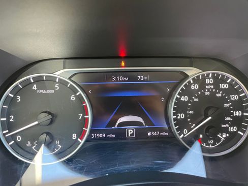 Used 2024 Nissan Sentra SV image 40