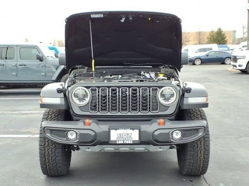 New 2026 Jeep Gladiator Mojave w/ Safety Group image 22