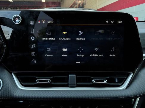 Used 2025 Chevrolet Equinox LT FWD image 27