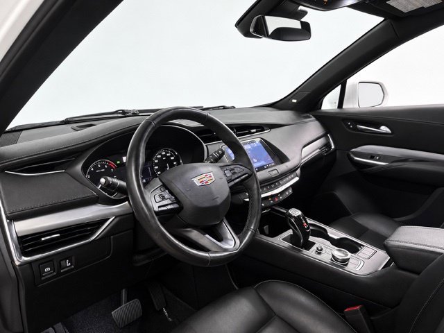 Used 2019 Cadillac XT4 Premium Luxury AWD/4WD image 18