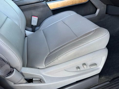 Used 2017 Chevrolet Silverado 1500 LTZ w/ Sport Package image 25