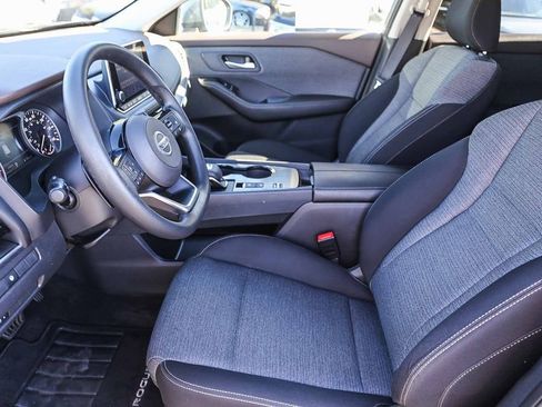 Used 2021 Nissan Rogue SV image 21