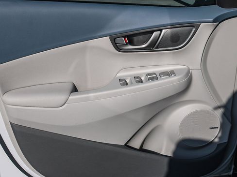 Used 2019 Hyundai Kona Ultimate image 21