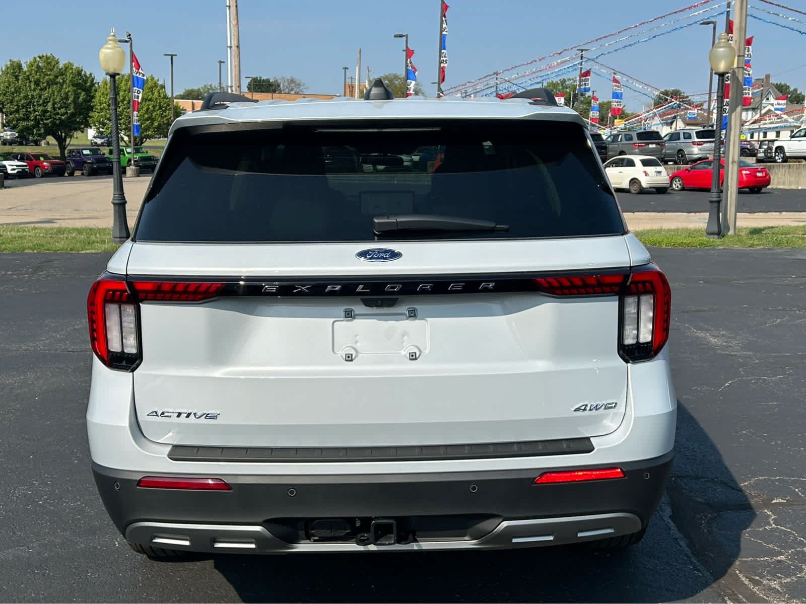 New 2026 Ford Explorer Active w/ Active Comfort Package AWD/4WD image 3