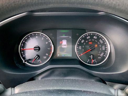 Used 2021 Toyota RAV4 XLE FWD image 25