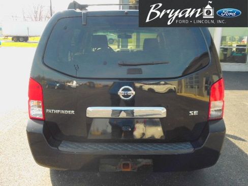 Used 2006 Nissan Pathfinder SE w/ (P01) Se Premium Pkg image 7