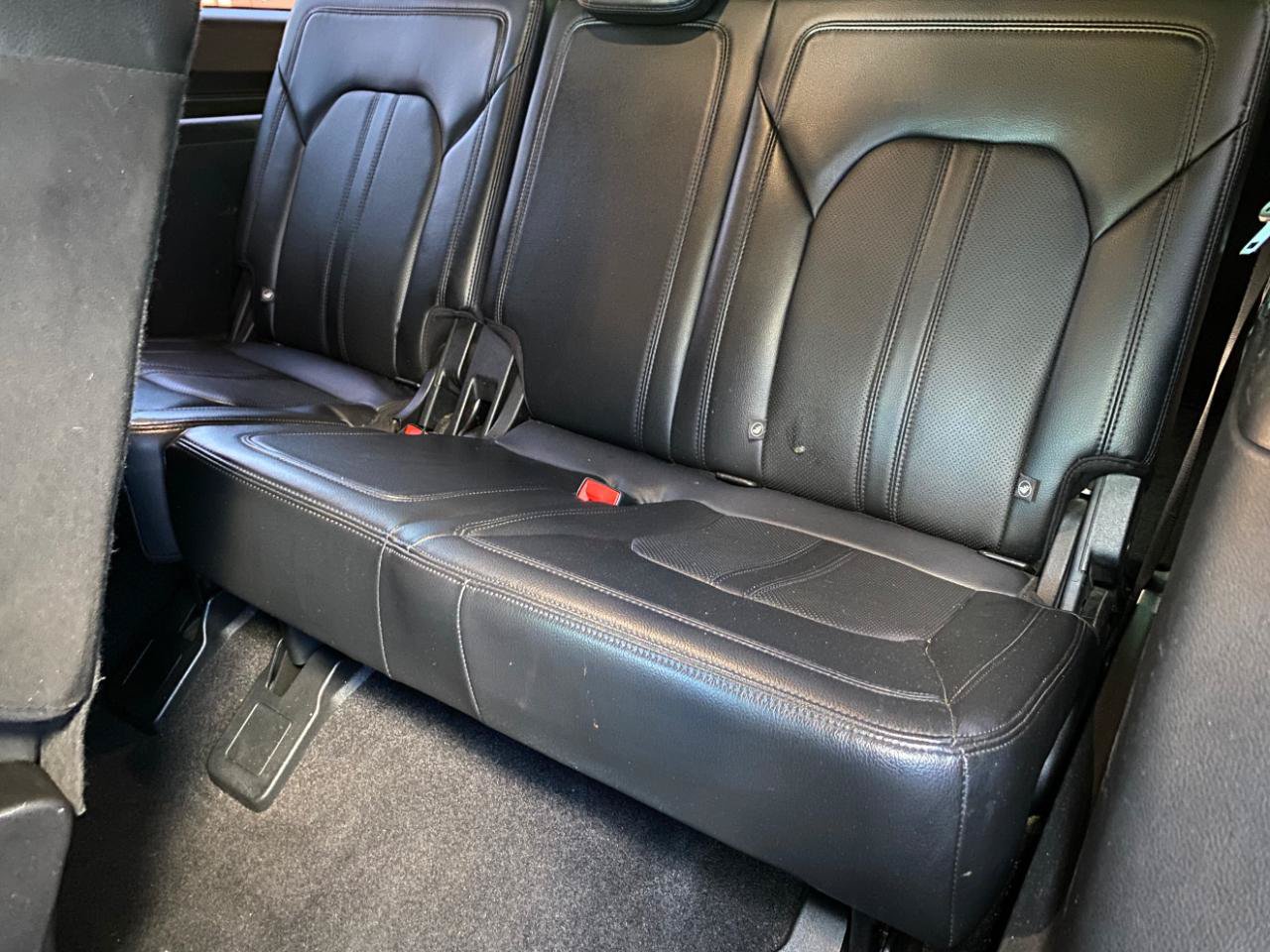 Used 2019 Ford Expedition Max Limited RWD image 46