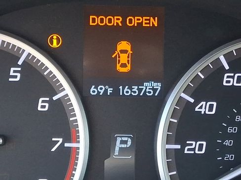 Used 2013 Acura ILX w/ Technology Package FWD image 23