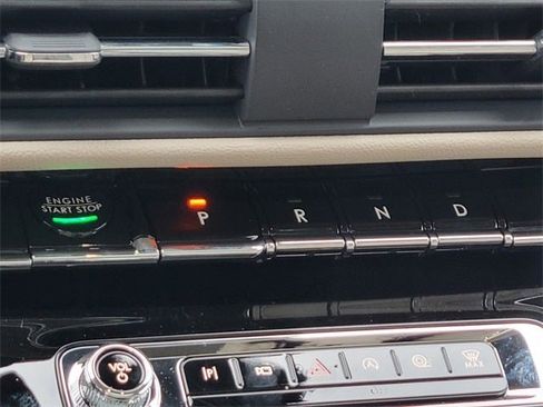 New 2026 Lincoln Corsair Reserve image 29