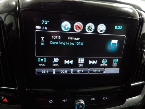 Used 2019 Chevrolet Traverse LT w/ LPO, Floor Liner Package AWD/4WD image 19