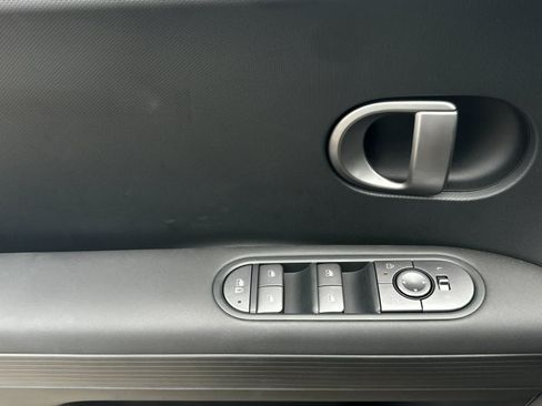 New 2026 Hyundai Ioniq 5 SE RWD image 12