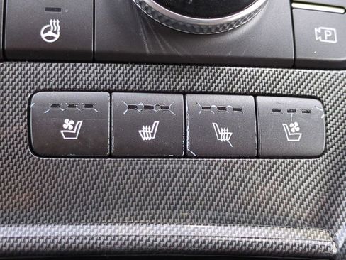 Used 2022 Hyundai Santa Fe Limited FWD image 20