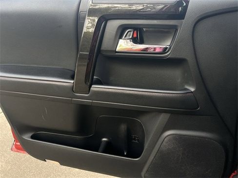 Used 2021 Toyota 4Runner TRD Off-Road Premium image 28