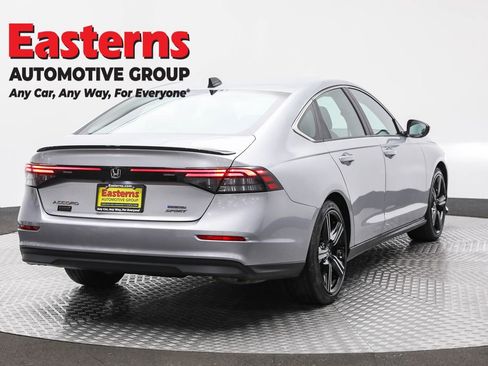 Used 2024 Honda Accord Sport image 5