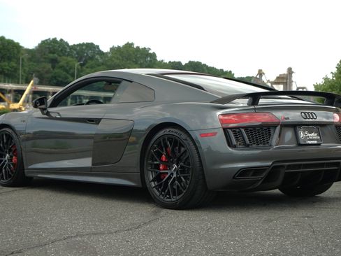 Used 2018 Audi R8 V10 plus AWD/4WD image 3