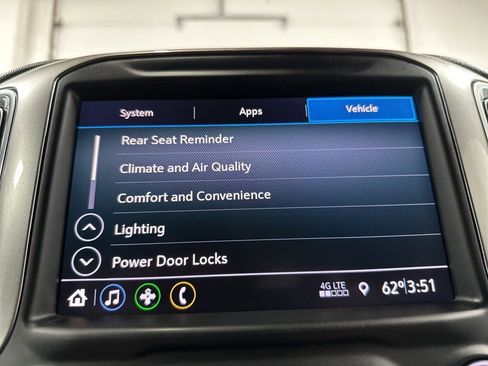 Used 2022 Chevrolet Silverado 1500 LT Trail Boss w/ Bed Protection Package image 35