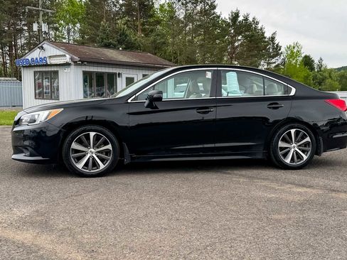 Used 2017 Subaru Legacy 2.5i Limited AWD/4WD image 6