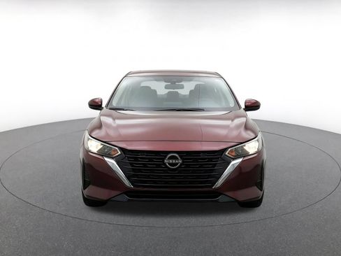Used 2025 Nissan Sentra SV FWD image 2