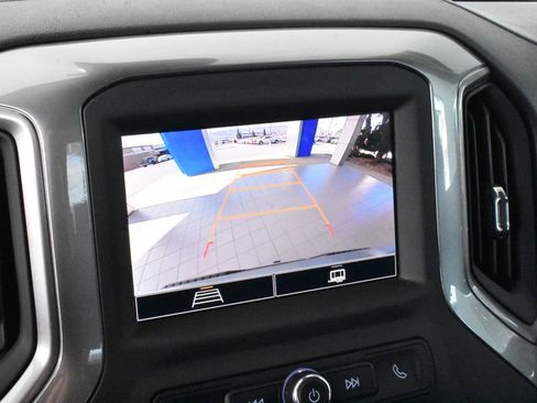 Certified 2025 Chevrolet Silverado 1500 Custom image 26