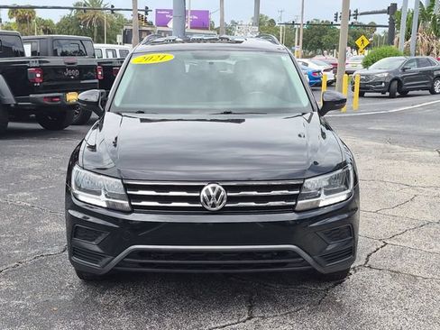 Used 2021 Volkswagen Tiguan S FWD image 2