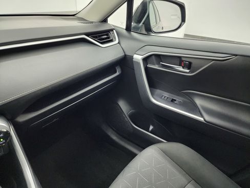 Used 2024 Toyota RAV4 XLE image 12