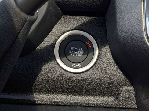 New 2026 RAM 2500 Laramie AWD/4WD image 27